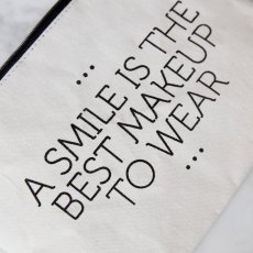 Make up bag, Sminkväska, Smile, Nicolas Vahe