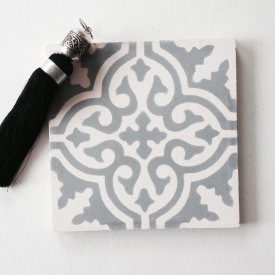 Marockansk kakel Grå vit från Rif design
