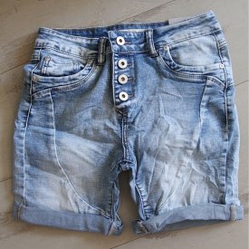 Perfect jeans shorts