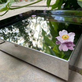 Vattenbad, vattenspegel silver kvadrat